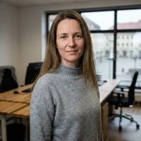 Carolin V.